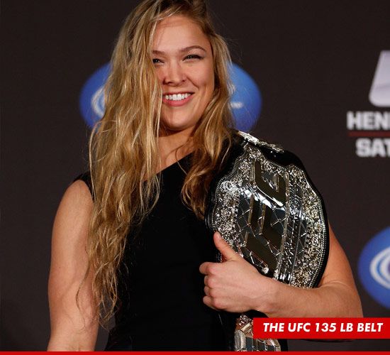 [Imagem: 1206-ronda-rousey-135-belt-getty-2.jpg?1388871599]