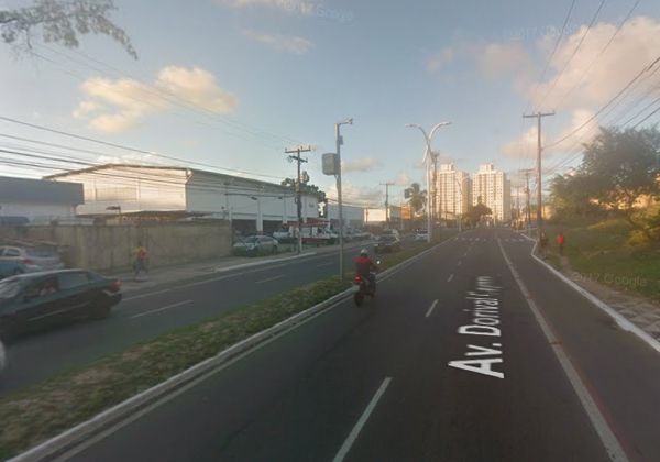 Avenida dorival caymmi itapua%cc%83 manifestac%cc%a7ao contra mudanc%cc%a7a transporte pu%cc%81blico reproduc%cc%a7ao google street view