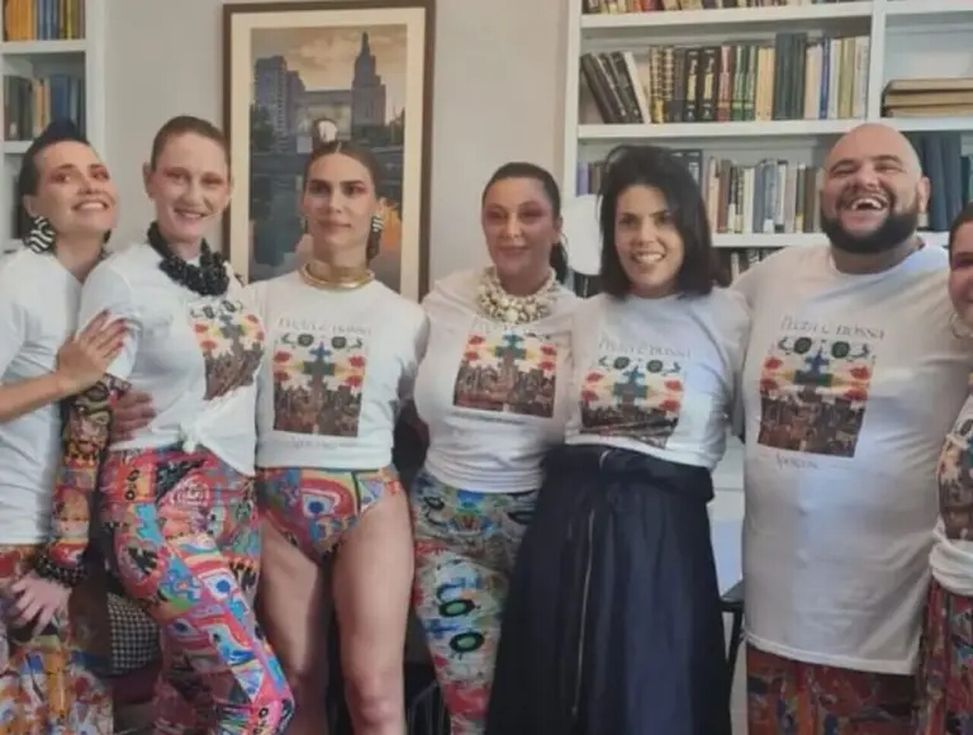 Preta gil e homenageada na semana de moda de nova york entenda easy resize.com